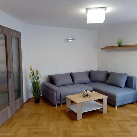 Pod Vezi Apartment Микулов Екстериор снимка